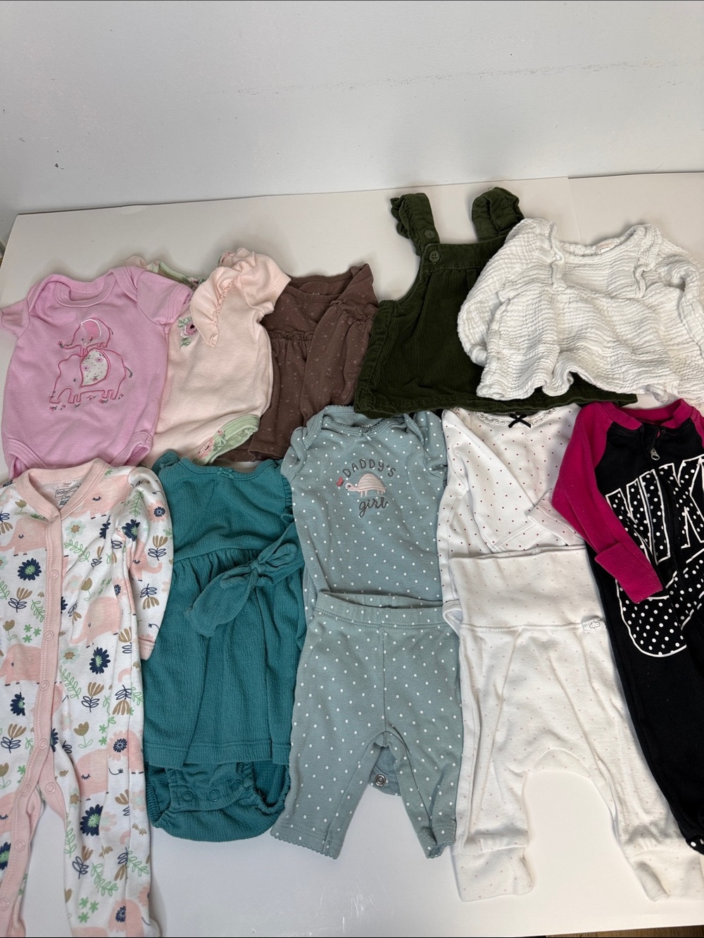 Lote Ropa Bebé Niña Talla 3 Meses - 11 Piezas (Nike, Carter's, Little Me)